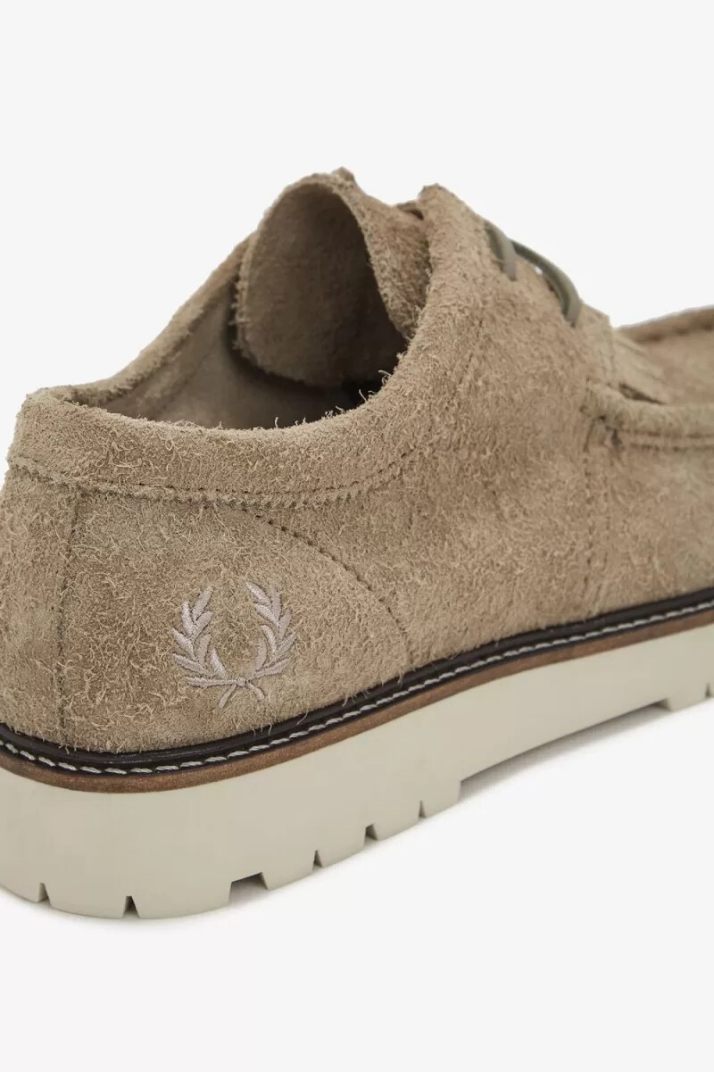 botas fred perry low kenney para hombre en gris cálido
