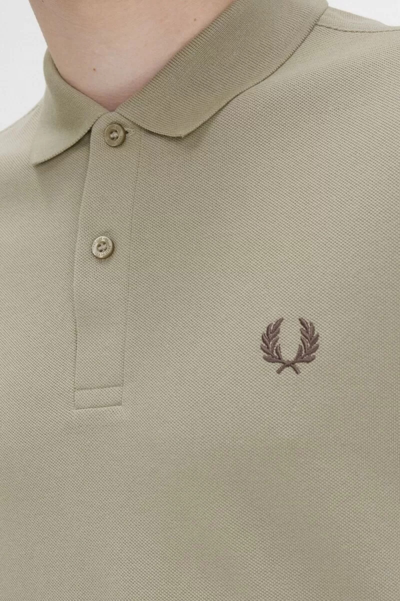 camisa fred perry m6000 para hombre gris cálido rojo oscuro