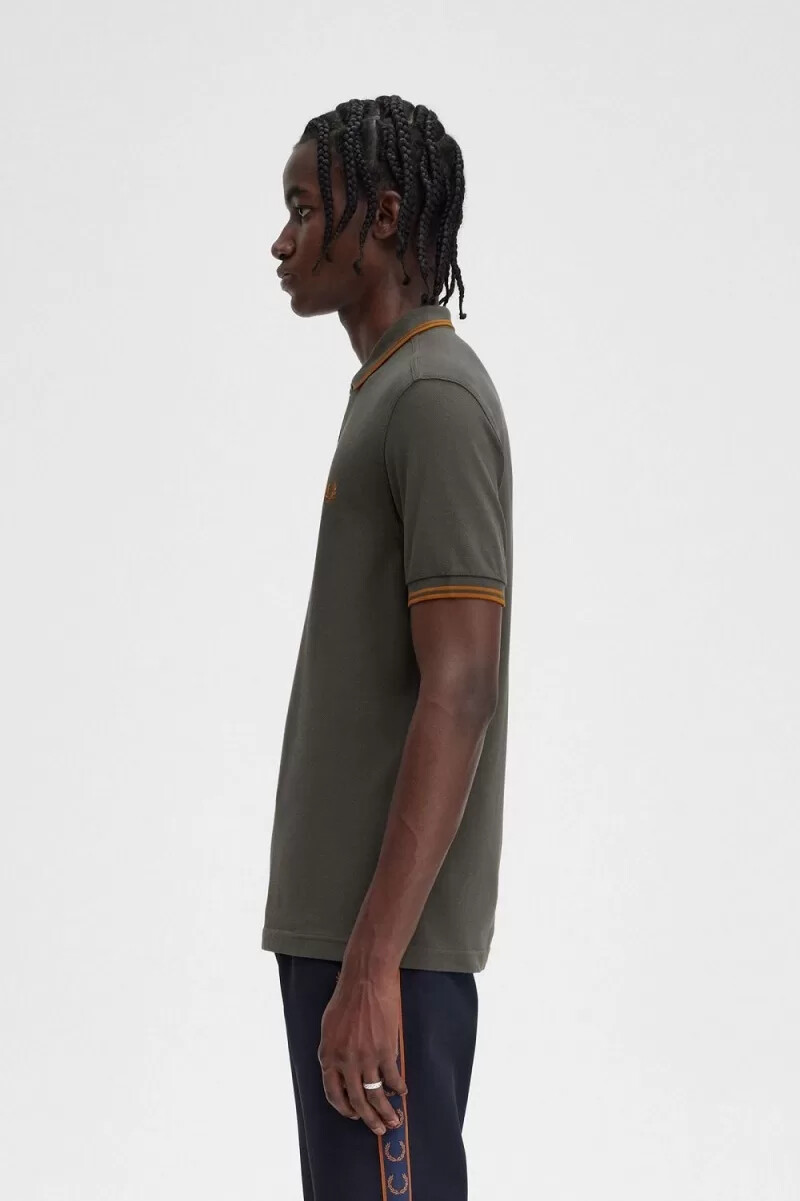 camisa fred perry m3600 para hombre color verde campo y marrón