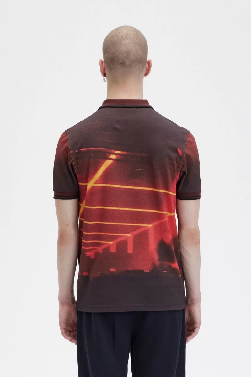camisa fred perry con estampado gráfico para hombre en rojo estadio