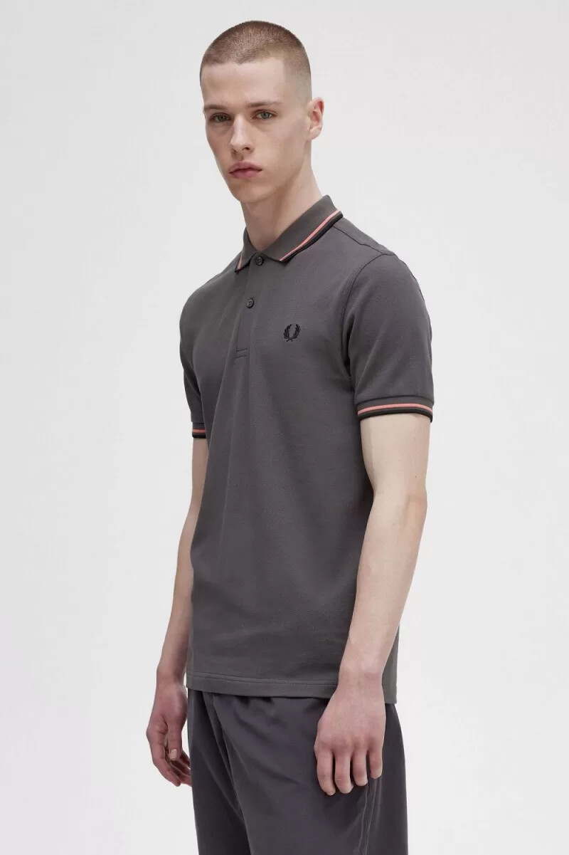 camisa fred perry m3600 para hombre color gris plomo coral y negro intenso