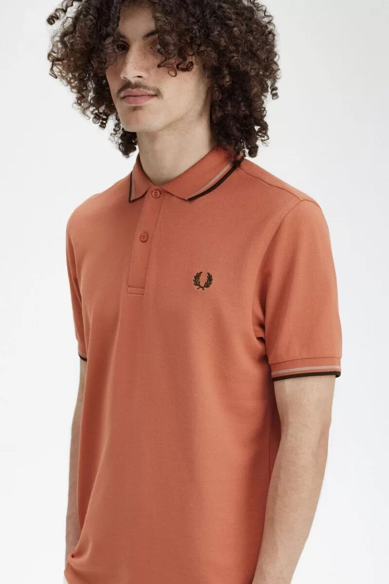 camisa fred perry m3600 para hombre color óxido claro gris cálido verde noche