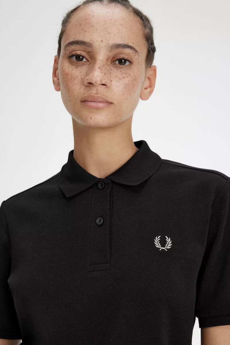 camisa fred perry g6000 para mujer color negro y gris cálido