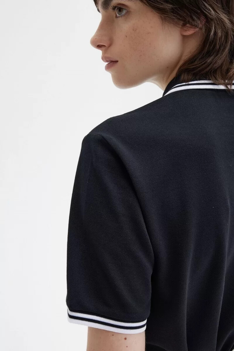 camisa fred perry g3600 para mujer negra y blanca
