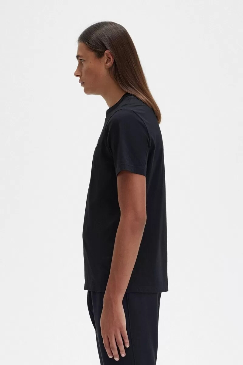 camiseta negra de cuello redondo para hombre de fred perry