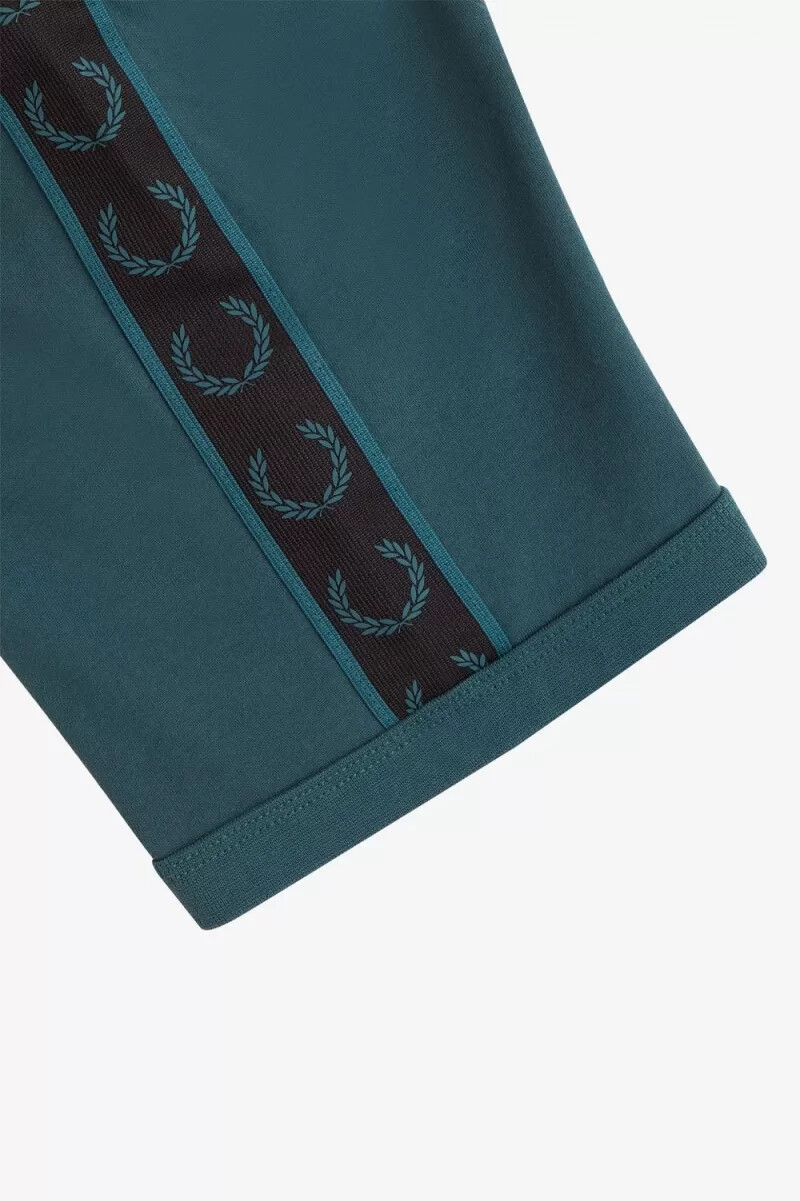 camiseta fred perry con ribetes y cinta en contraste para hombre azul petróleo y negro