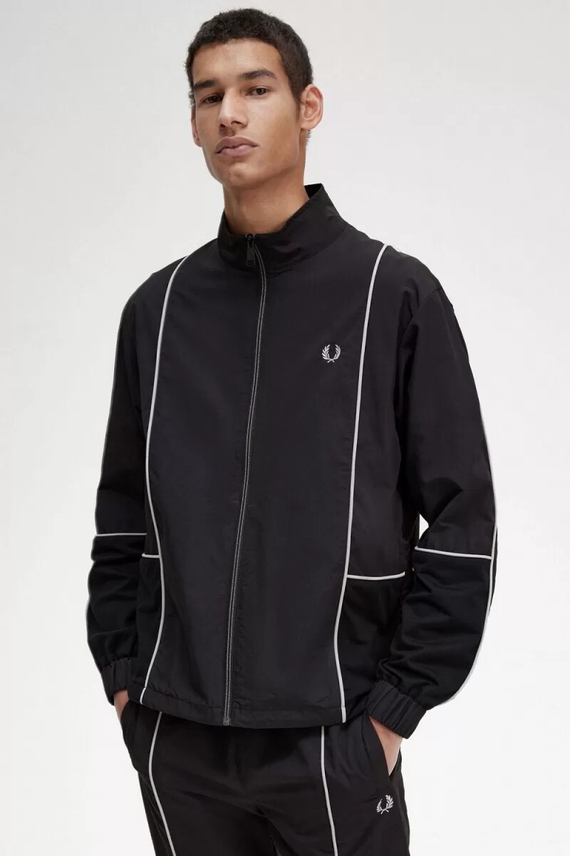 chaquetas fred perry piped shell para hombre negras