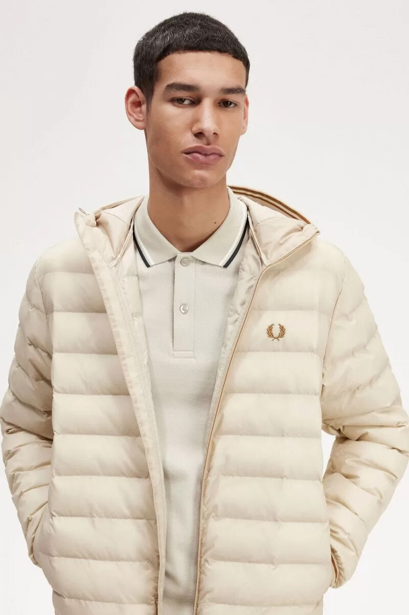 chaquetas con capucha y aislamiento fred perry para hombre color avena