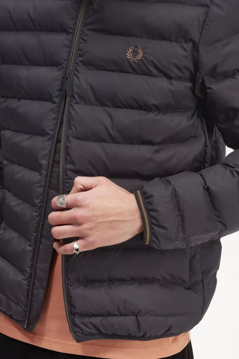 chaquetas aislantes fred perry para hombre color negro