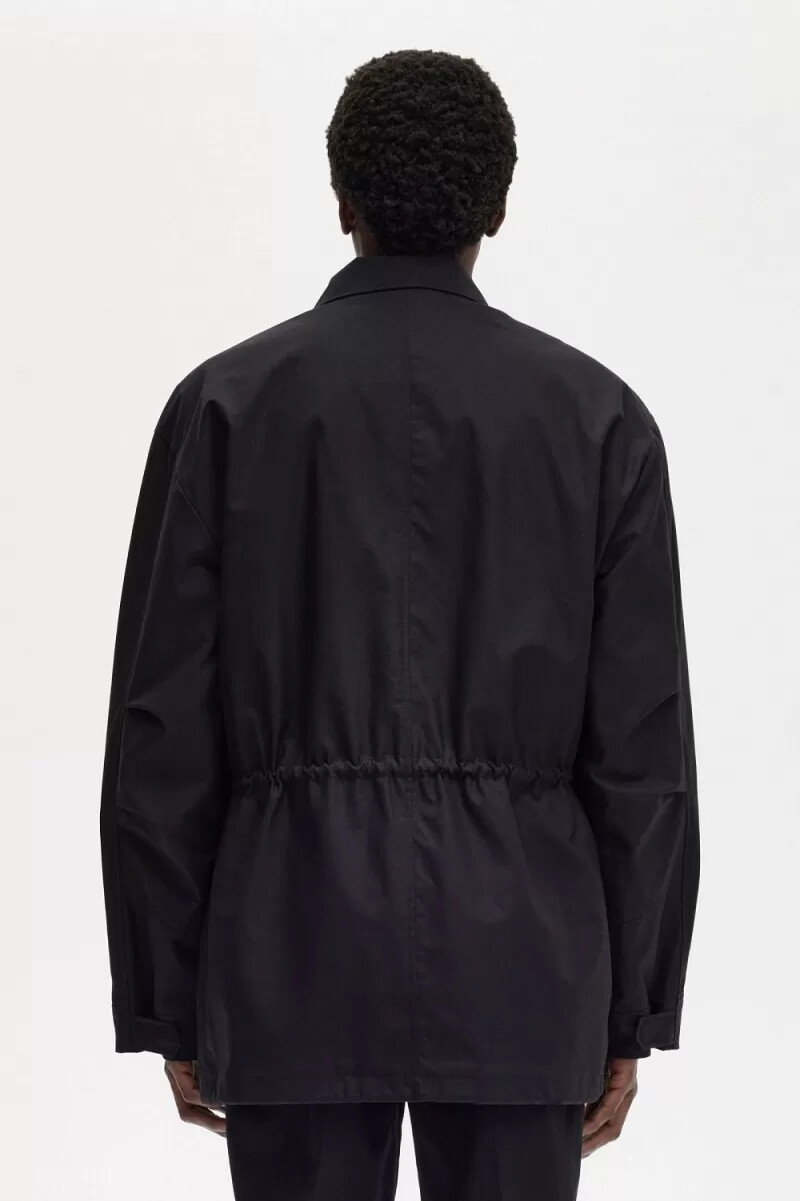 chaquetas utilitarias fred perry para hombre negras
