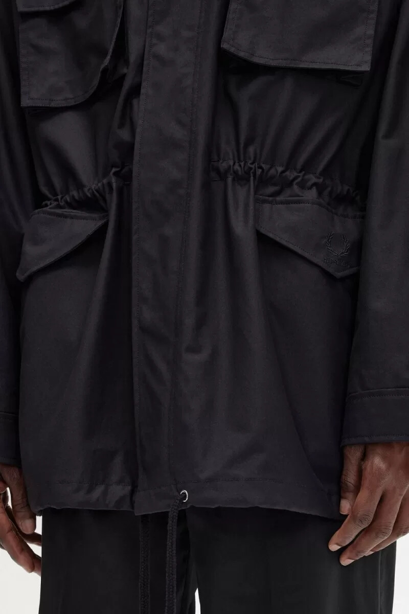 chaquetas utilitarias fred perry para hombre negras
