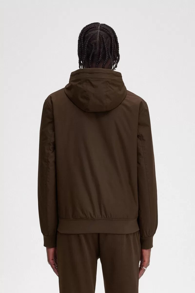 chaquetas fred perry acolchadas con capucha brentham para hombre en tabaco quemado