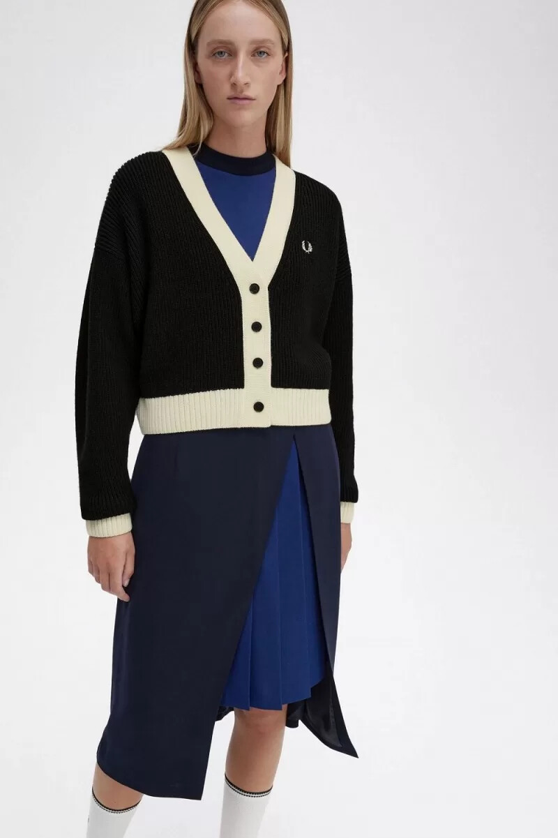 cárdigan fred perry con botones para mujer color negro