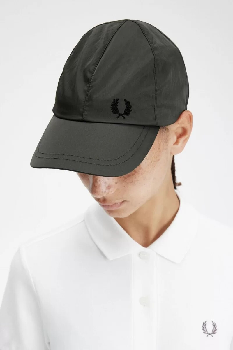gorras ajustables fred perry para hombre color verde campo