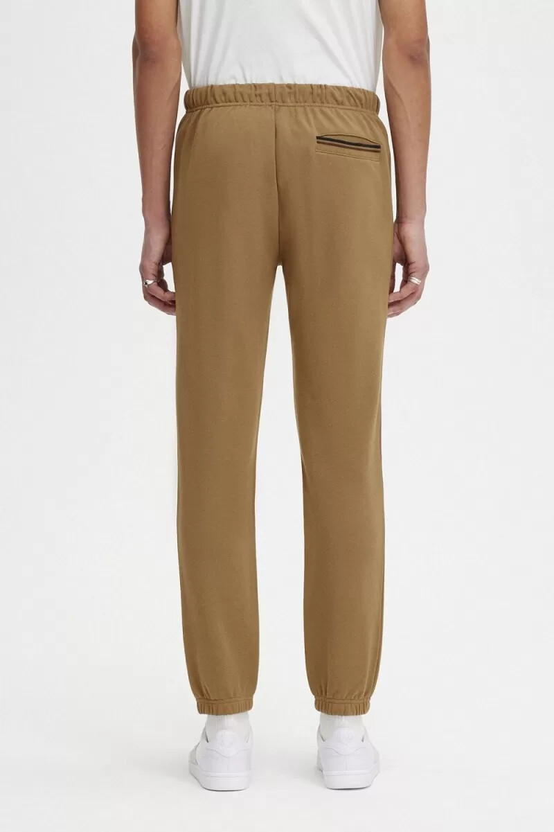 pantalones deportivos fred perry loopback para hombre en marrón tabaco quemado