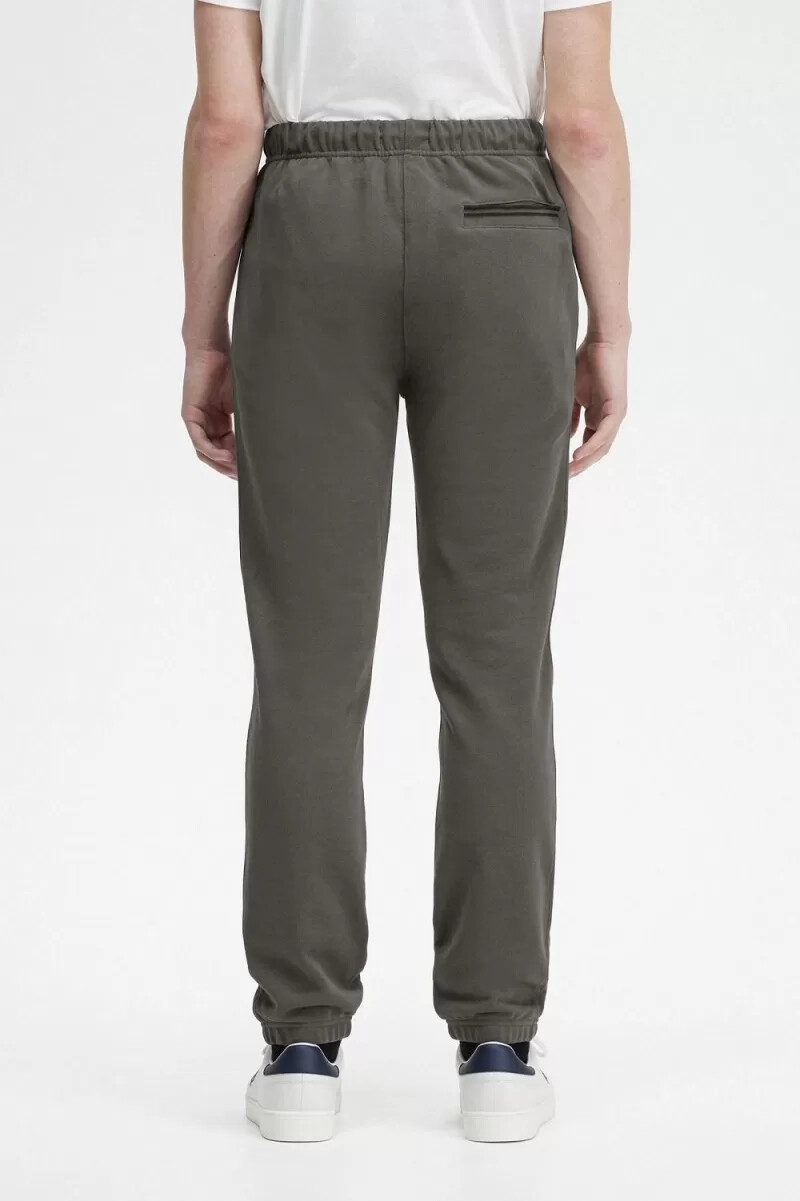 pantalones deportivos fred perry loopback para hombre color verde campo