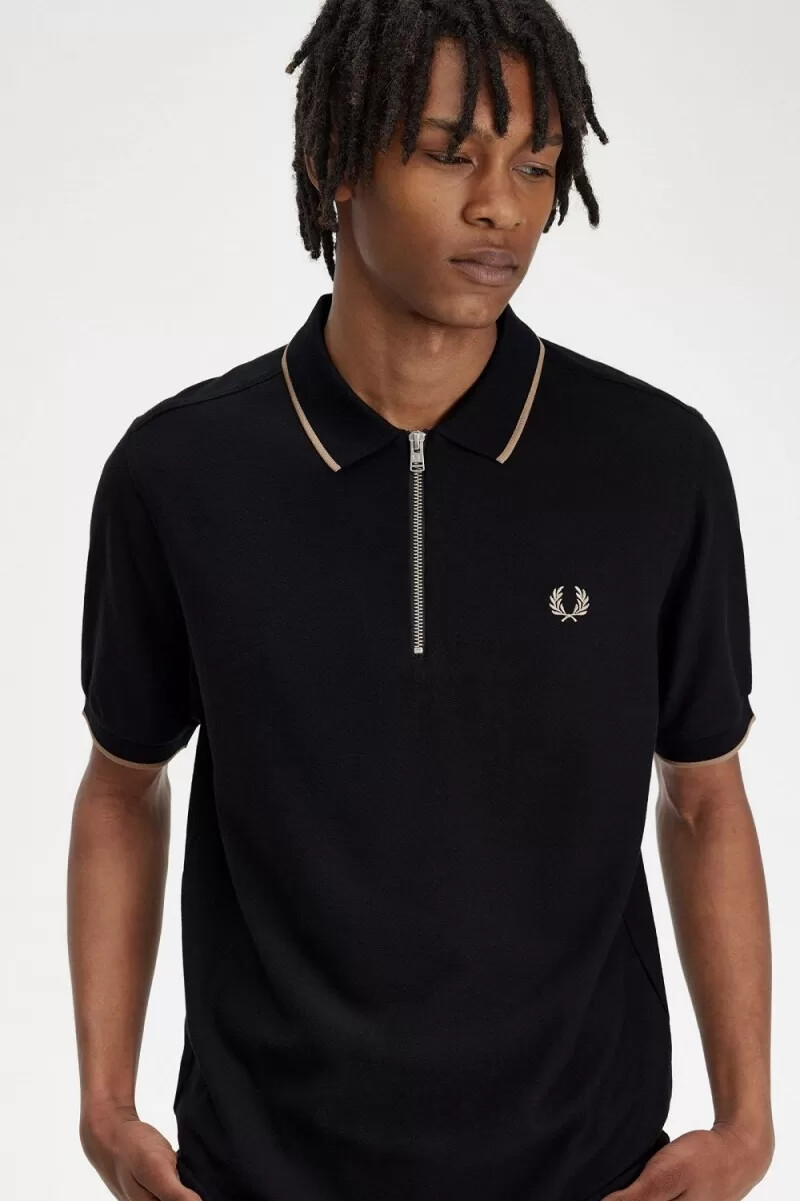 polo fred perry de crepé piqué con cuello con cremallera para hombre color negro