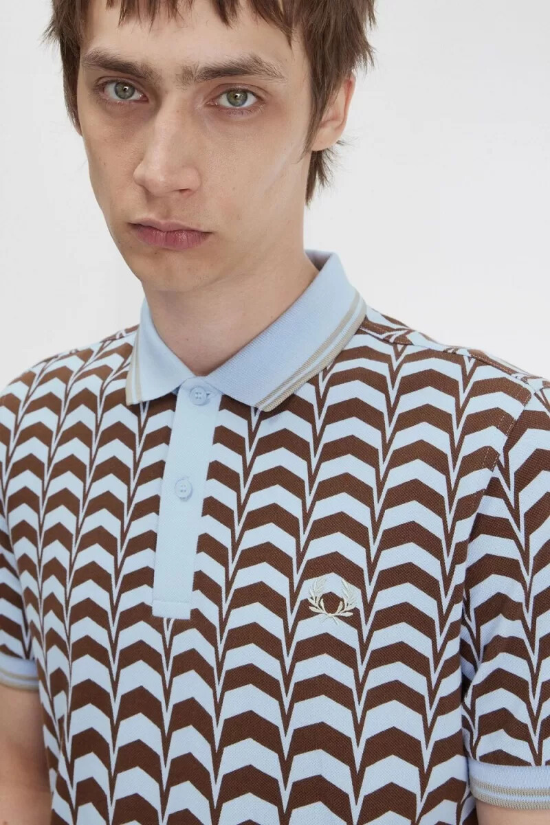 polo fred perry con estampado llamativo para hombre en turquesa