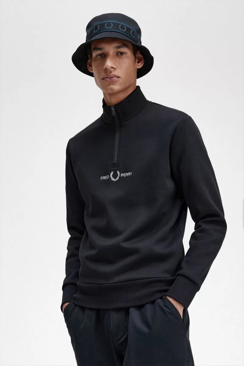 sudadera con media cremallera bordada fred perry para hombre color negro