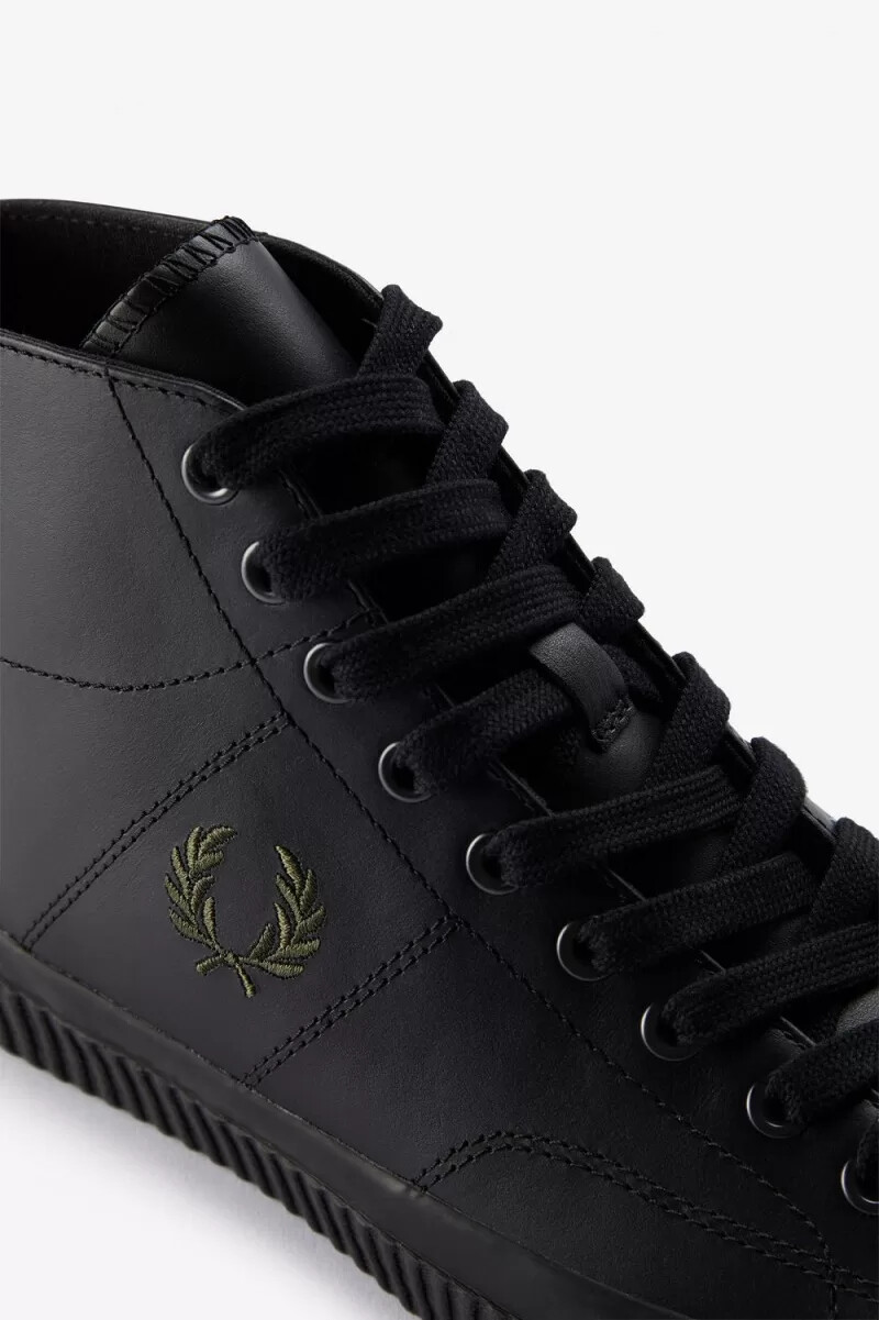 zapatillas de lona fred perry mid hughes para mujer color negro y verde uniforme